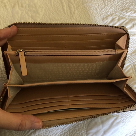 Kate spade wallet - Picture 3 of 5